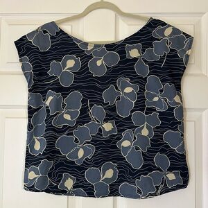 Manuheal’i, sleeveless blouse, medium (Manuhealii)